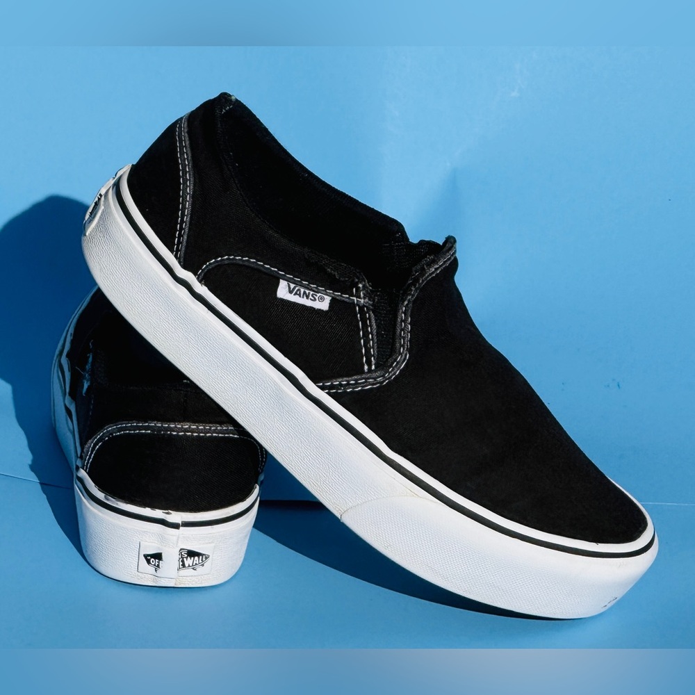 Vans 721356 Classic Slip On Low Top Black Canvas Skate Shoes Women's US 7.5